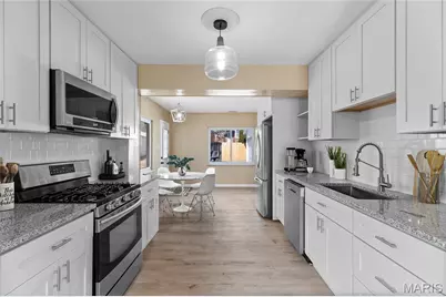 8257 Watson Road, Saint Louis, MO 63119 - Photo 6