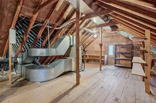 444 Sherwood Dr, Webster Groves, MO 63119 - Photo 56