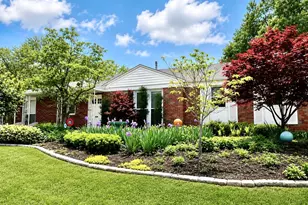 8412 Old Bonhomme Rd, University City, MO 63132 - Photo 1