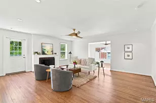 8412 Old Bonhomme Rd, University City, MO 63132 - Photo 6