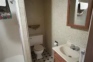 5906 Hwy N, Bourbon, MO 65441 - Photo 38