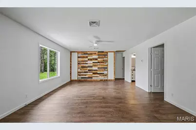 8107 Highway 185, Leslie, MO 63056 - Photo 18