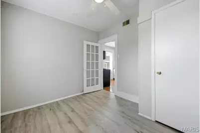 7727 Arthur Avenue, Richmond Heights, MO 63117 - Photo 12