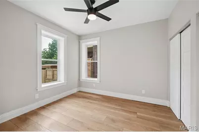 4165 Russell Boulevard, Saint Louis, MO 63110 - Photo 16