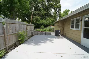 615 Crest Ct, Kirkwood, MO 63122 - Photo 34