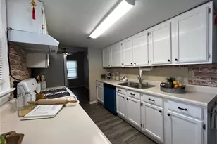 615 Crest Ct, Kirkwood, MO 63122 - Photo 12