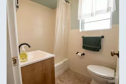 4649 Oregon Avenue, Saint Louis, MO 63111 - Photo 10