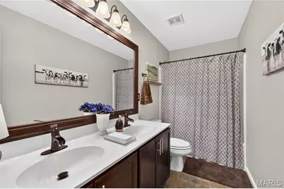 708 Bellingrath Gardens Court, Wentzville, MO 63385 - Photo 32