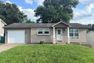 612 Banks Dr, Pevely, MO 63070 - Photo 2