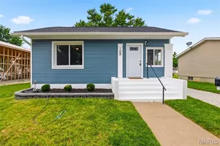 108 S Science St, Bowling Green, MO 63334 - Photo 2