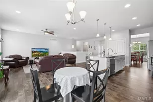 2384 Chemin Ave, Saint Charles, MO 63301 - Photo 8