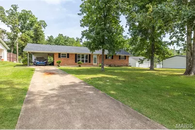 1316 Susan Lane, Poplar Bluff, MO 63901 - Photo 2