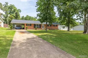1316 Susan Ln, Poplar Bluff, MO 63901 - Photo 2