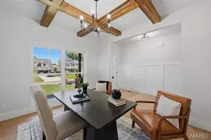 140 W Sarah Ave, Kirkwood, MO 63122 - Photo 2
