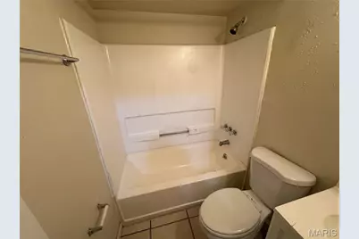 2823 Meadowlark Avenue, Saint Louis, MO 63136 - Photo 10