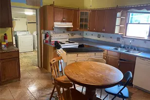 302 W Elm St, Palmyra, MO 63461 - Photo 8