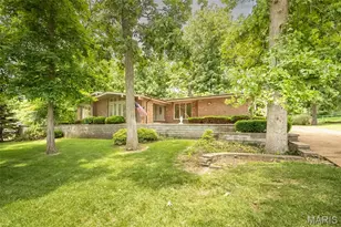 425 Kenilworth Ln, Ballwin, MO 63011 - Photo 64
