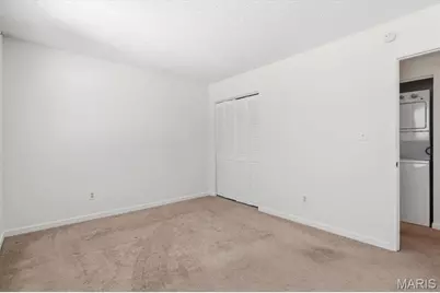 1736 Redbird Cove, Saint Louis, MO 63144 - Photo 18