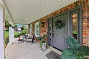 240 Whiting Ln, Chesterfield, MO 63005 - Photo 2