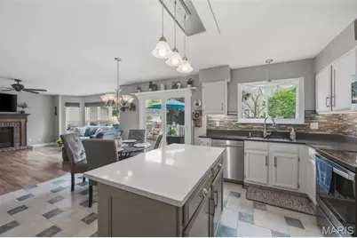 1010 Waldo Lane, Saint Charles, MO 63304 - Photo 22