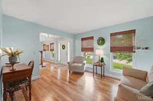 1010 Waldo Ln, Saint Charles, MO 63304 - Photo 8