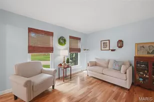 1010 Waldo Ln, Saint Charles, MO 63304 - Photo 6