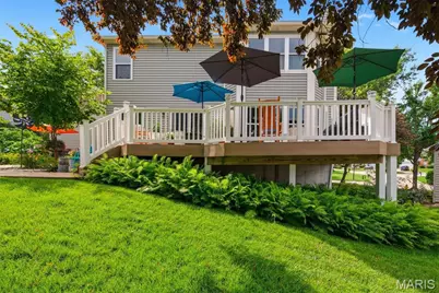 1010 Waldo Lane, Saint Charles, MO 63304 - Photo 2