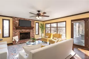 1839 Cabinwood Ct, Chesterfield, MO 63017 - Photo 6