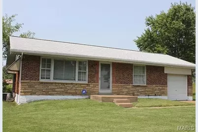 1277 Admiral Drive, Saint Louis, MO 63137 - Photo 1