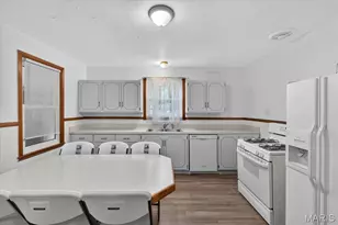 455 Graham Rd, Florissant, MO 63031 - Photo 10