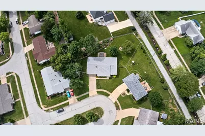 4542 Frederickton Court, Saint Louis, MO 63128 - Photo 26