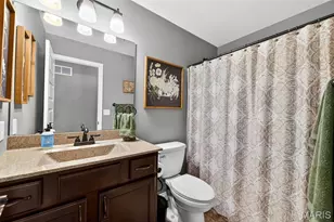146 Shadow Pointe Dr, Wentzville, MO 63385 - Photo 16