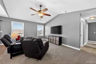 146 Shadow Pointe Dr, Wentzville, MO 63385 - Photo 14