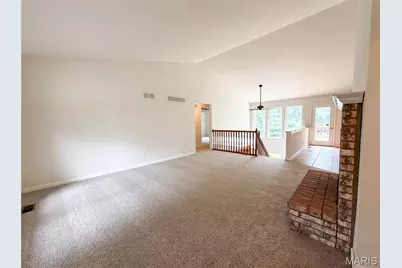 246 Royalltrail Lane, O'Fallon, MO 63368 - Photo 6