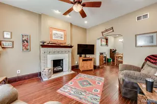 3643 Minnesota Ave, Saint Louis, MO 63118 - Photo 8