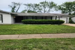 11565 Sheffield Dr, Florissant, MO 63033 - Photo 1