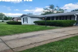 11565 Sheffield Dr, Florissant, MO 63033 - Photo 2