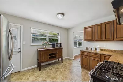 656 Nancy Drive, Saint Charles, MO 63301 - Photo 6