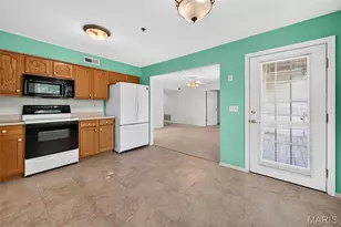 11095 Gravois Rd, Saint Louis, MO 63126 - Photo 8