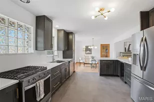 3460 Regal Pl, Saint Louis, MO 63139 - Photo 10