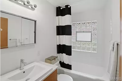 3460 Regal Place, Saint Louis, MO 63139 - Photo 16