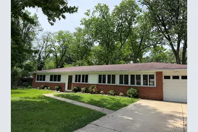 709 Elkington Lane, Olivette, MO 63132 - Photo 1