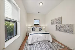 906 Russell Blvd, Saint Louis, MO 63104 - Photo 6