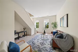 906 Russell Blvd, Saint Louis, MO 63104 - Photo 8