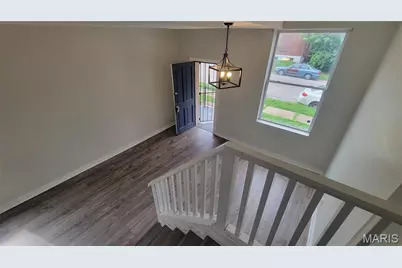 2202 Osage Street, Saint Louis, MO 63118 - Photo 2