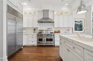 53 Kingsbury Pl, Saint Louis, MO 63112 - Photo 12