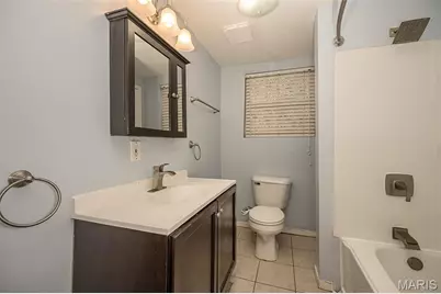 2200 N 5th Street, Saint Charles, MO 63301 - Photo 18