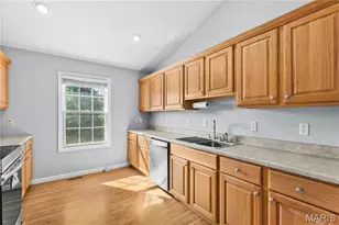 635 Elm St, Hillsboro, MO 63050 - Photo 8