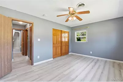8736 Marvista Drive, Saint Louis, MO 63114 - Photo 18