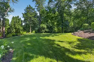 13 Berkshire Dr, Saint Louis, MO 63117 - Photo 42